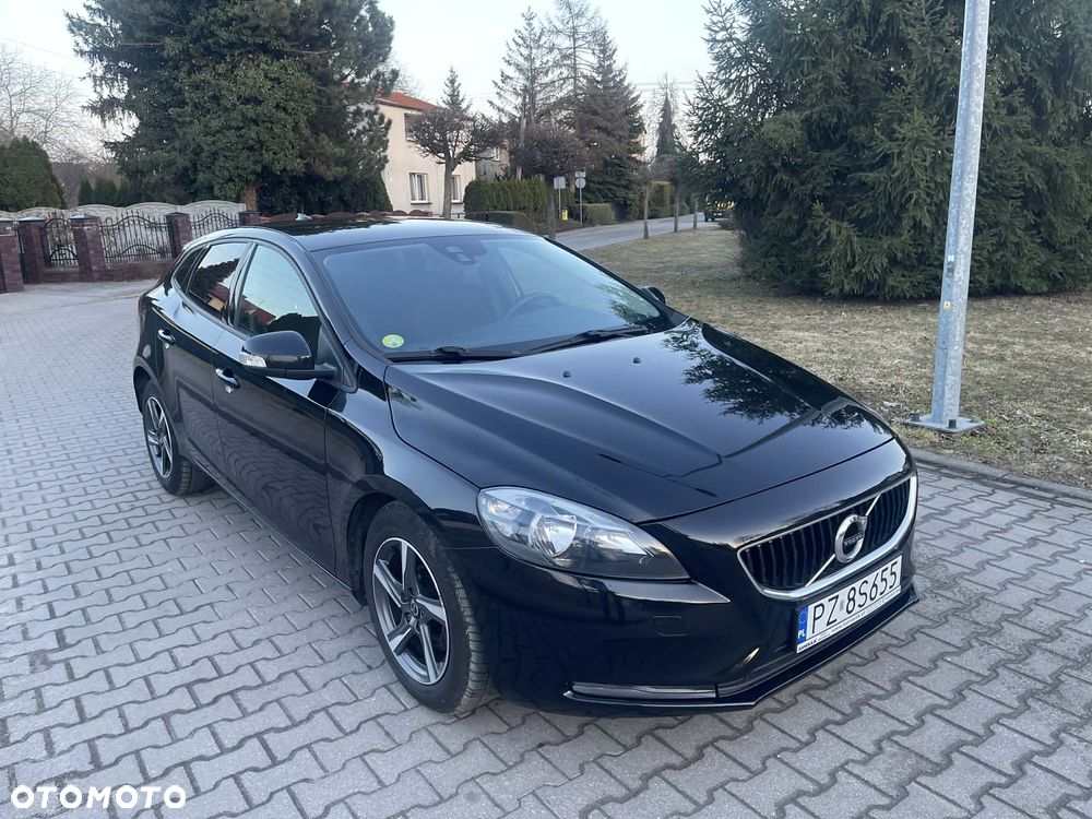 Volvo V40 D2 Momentum - 3