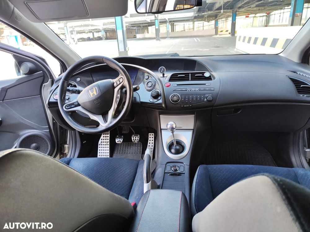 Honda Civic 1.8i-VTEC Comfort - 9