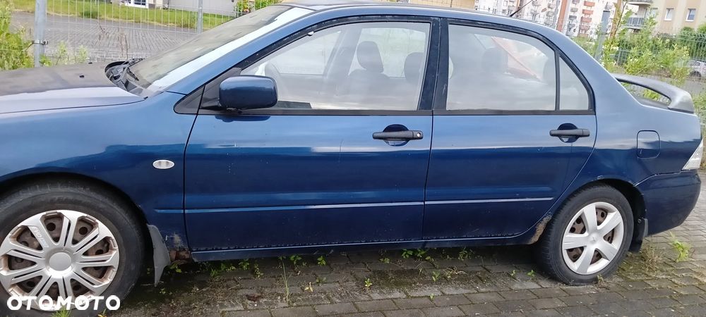 Mitsubishi Lancer 1.6 Comfort - 2