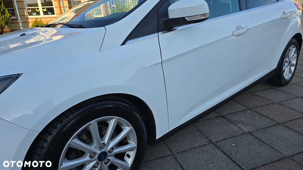 Ford Focus 1.5 EcoBlue Start-Stopp-System TITANIUM X - 4