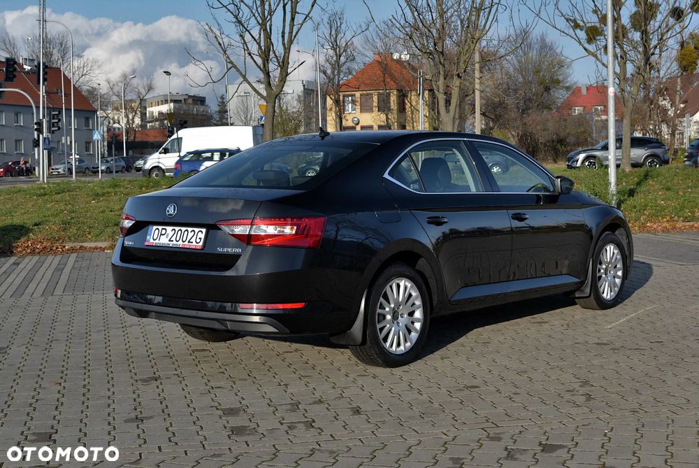 Skoda Superb 1.4 TSI ACT Ambition - 5