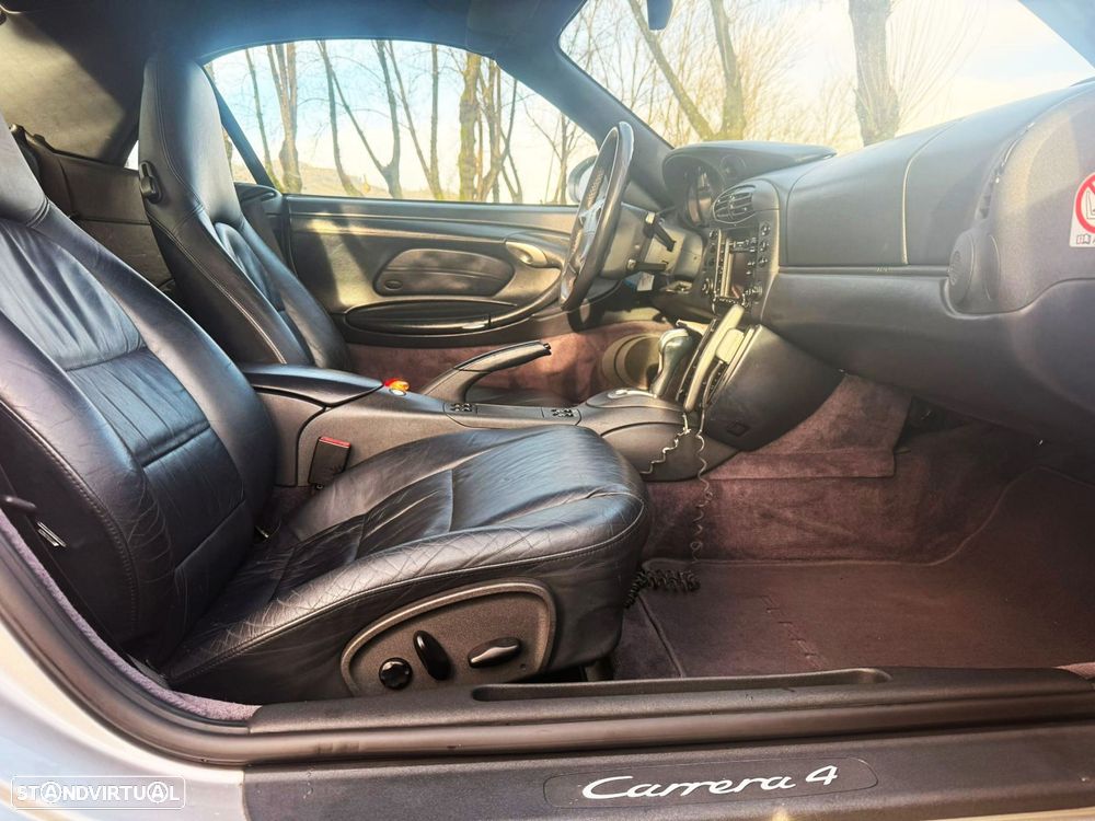 Porsche 911 Série F - 21