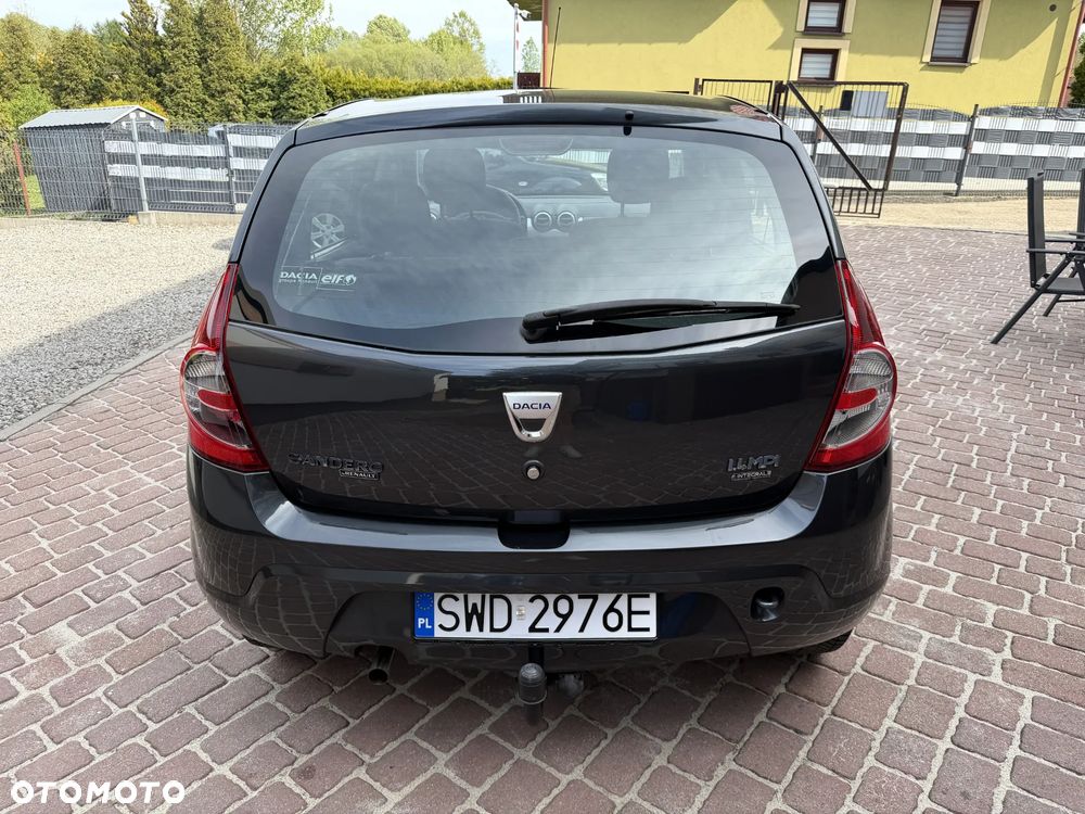 Dacia Sandero 1.4 MPI Ambiance - 37