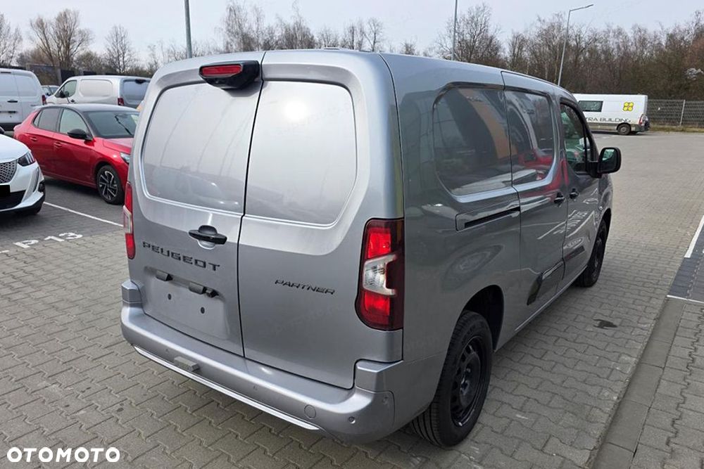 Peugeot Partner Van L2H1 EAT8 1.5 130KM - 7