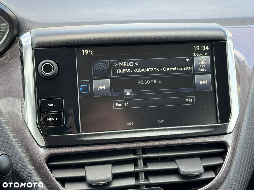 Peugeot 2008 1.2 Pure Tech Active - 26