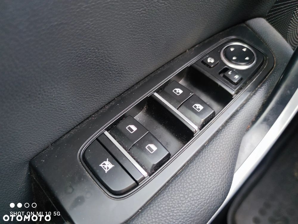 Kia Ceed 1.6 CRDi GT Line - 25