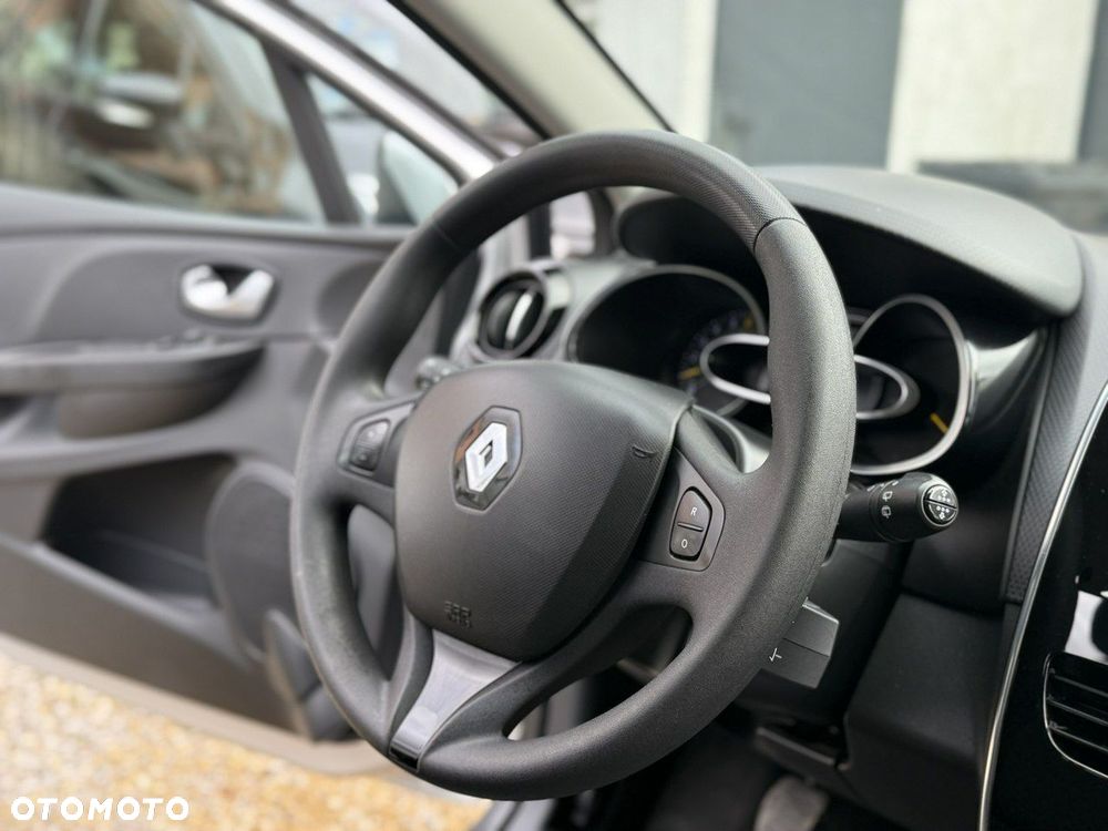 Renault Clio - 18