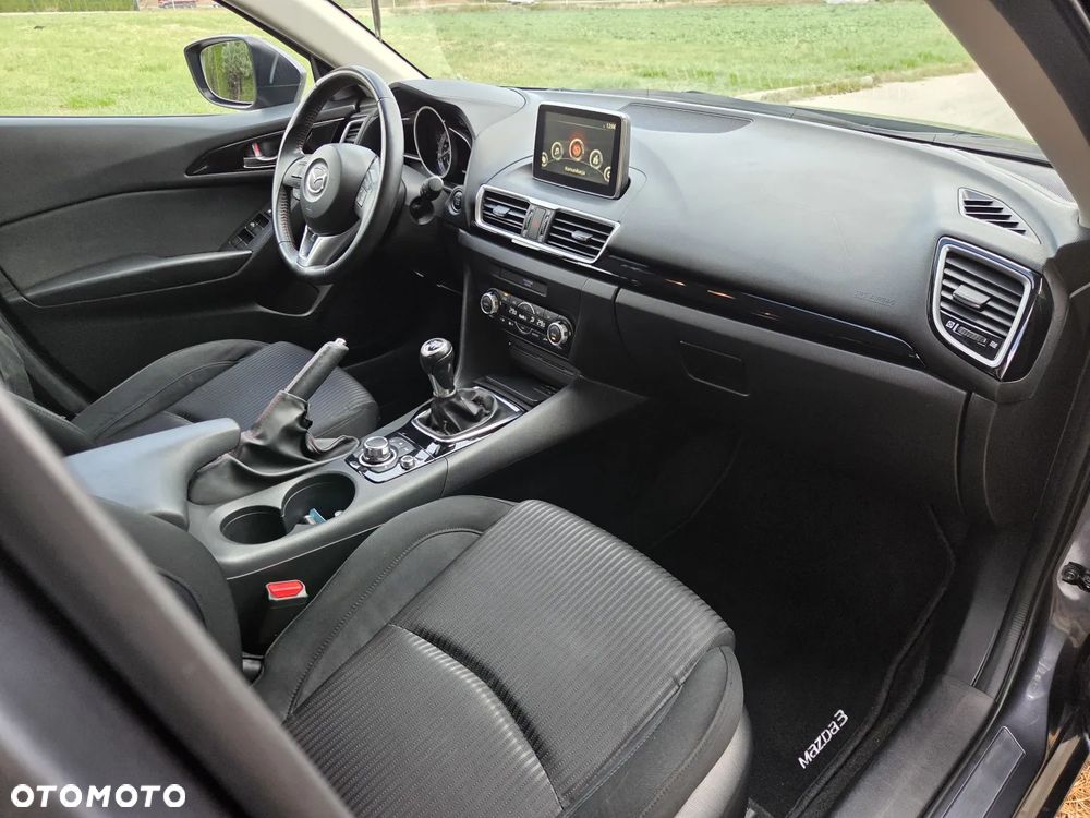 Mazda 3 - 7