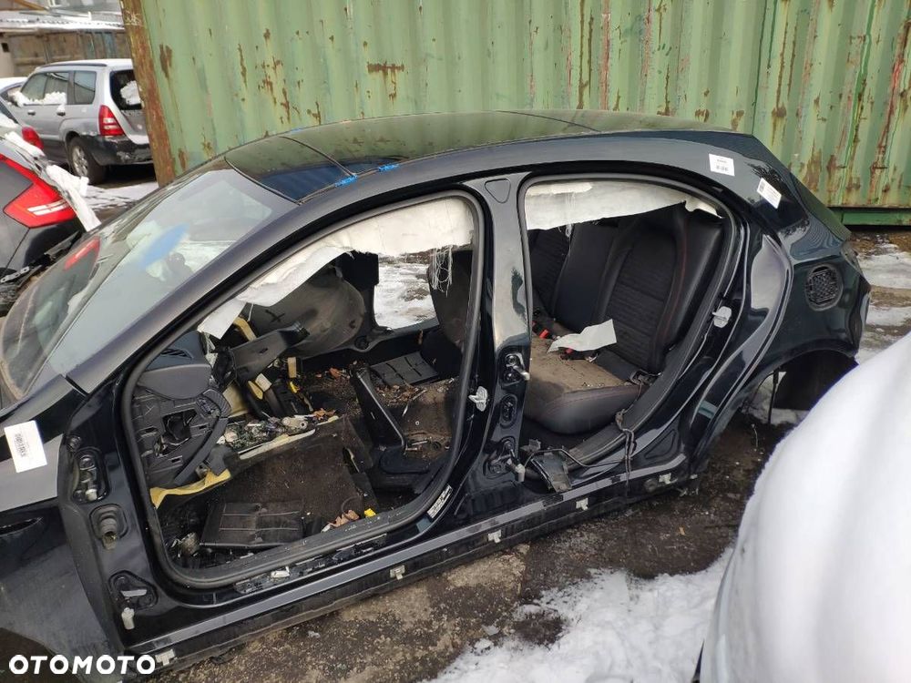 KAROSERIA ĆWIARTKA BŁOTNIK PRÓG DACH PODŁUŻNICA  MERCEDES-BENZ KLASA A (W176) 2012 - 2018 A 180 - 3