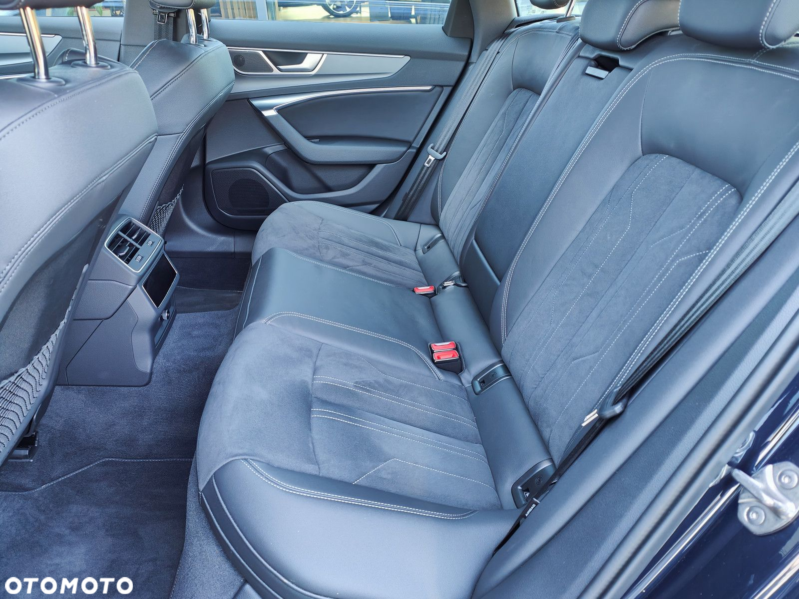 Audi A6 - 12
