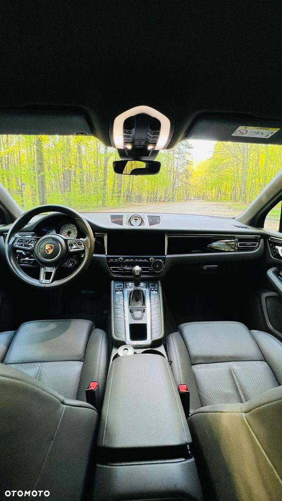 Porsche Macan - 28