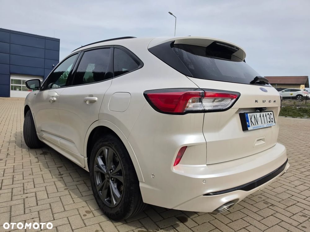 Ford Kuga 1.5 EcoBoost FWD ST-Line - 4