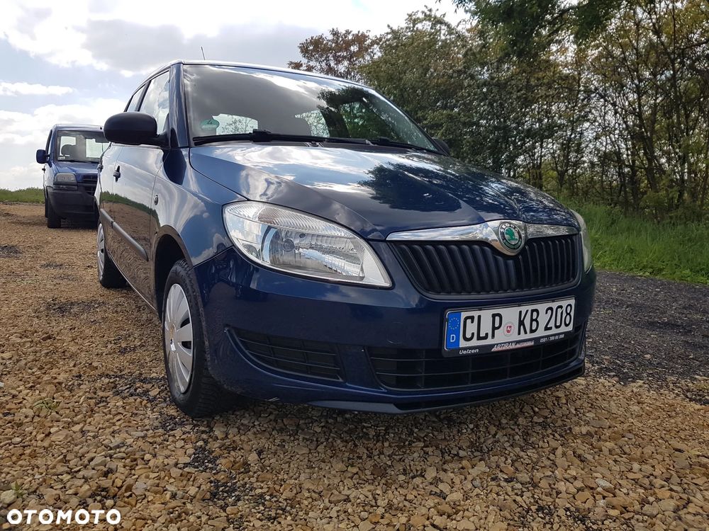 Skoda Fabia 1.2 HTP SPECIAL - 2