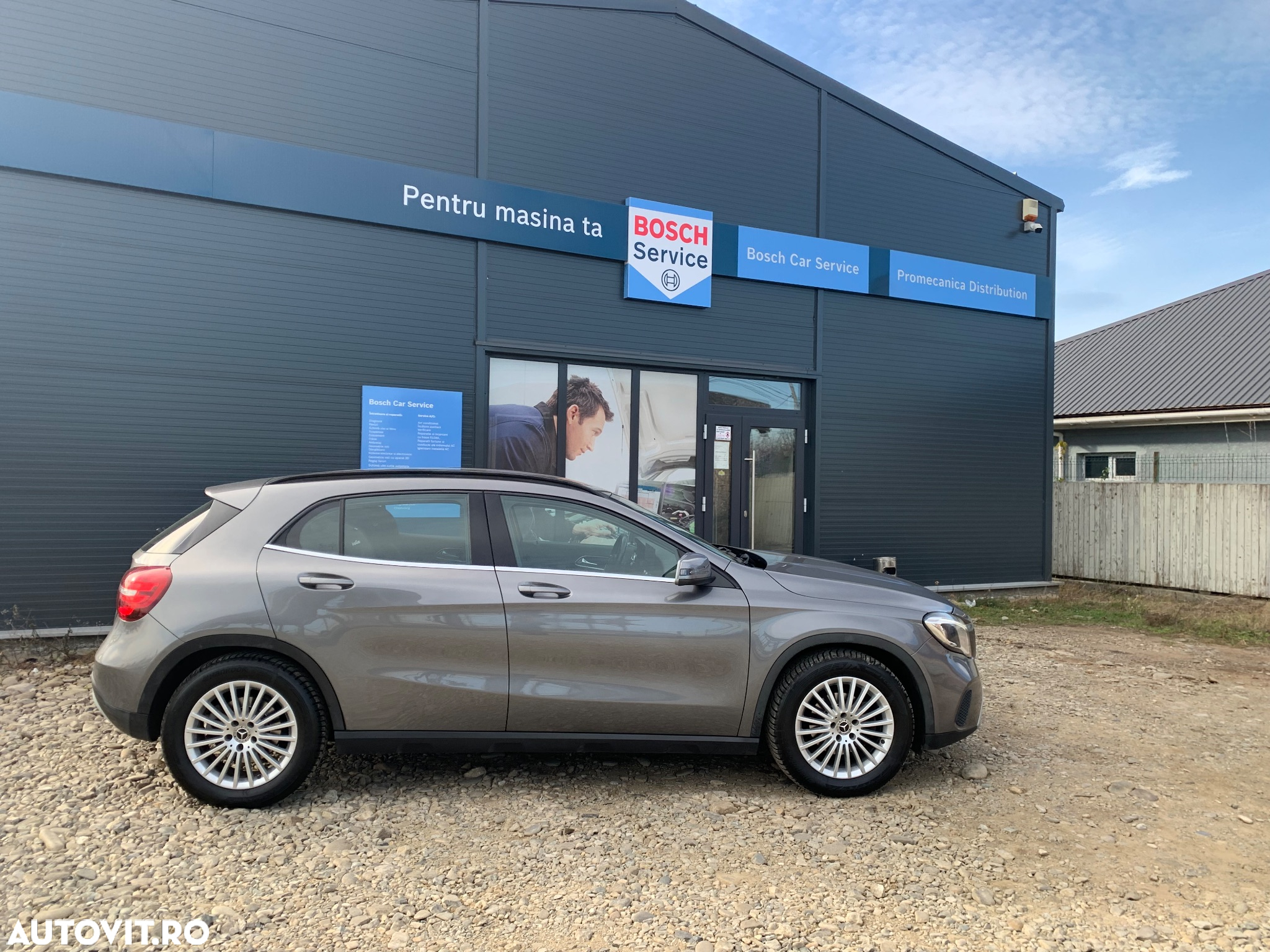Mercedes-Benz GLA 200 d 4MATIC Aut. - 6