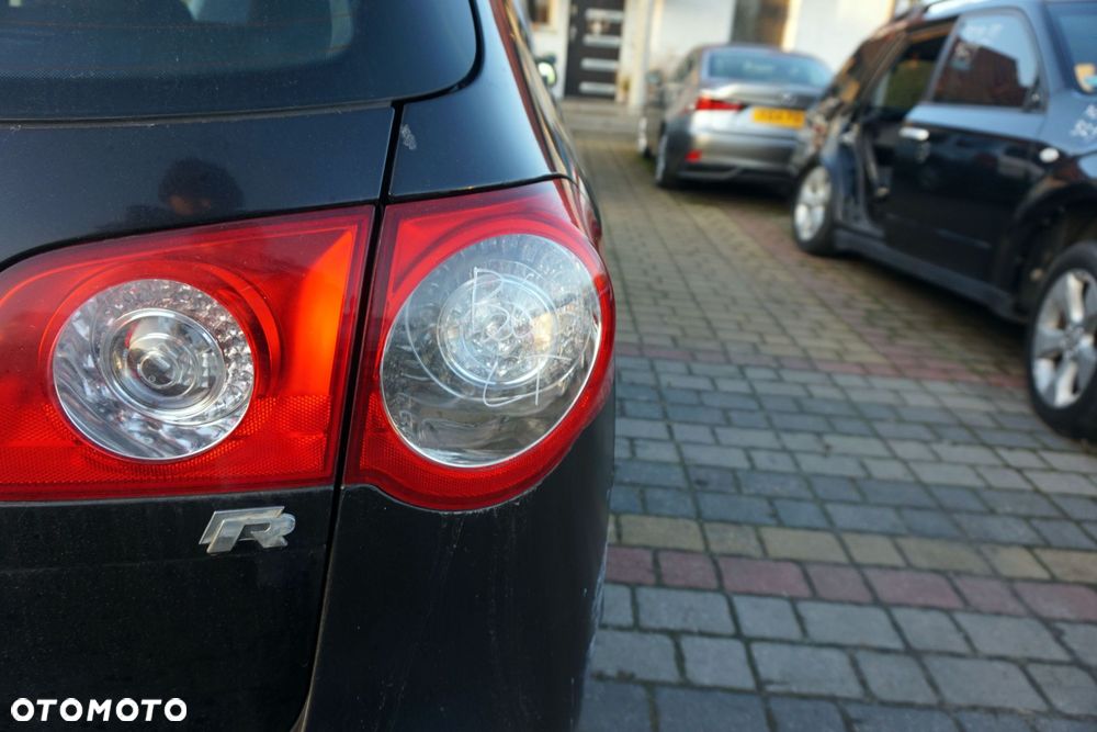 LAMPA TYLNA PRAWA PASSAT B6 KOMBI 3C9945096N VOLKSWAGEN 2005-2010 - 2