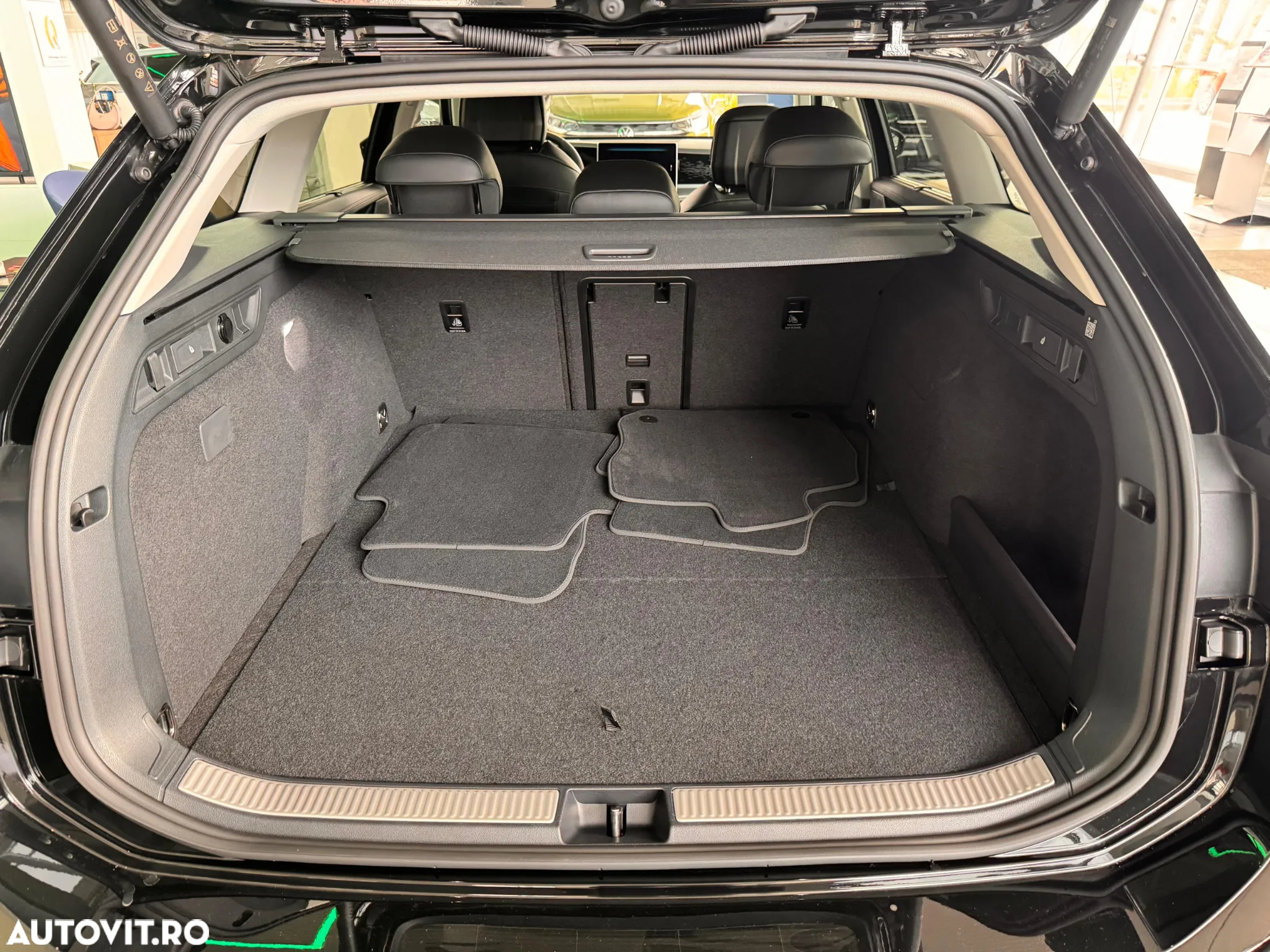 Volkswagen Passat 1.5 TSI DSG PHEV Elegance - 16
