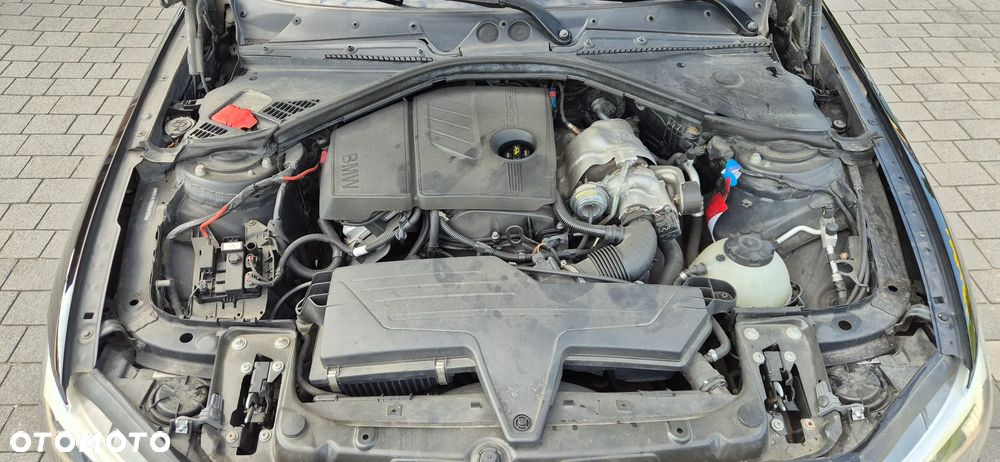 BMW Seria 1 116i - 23