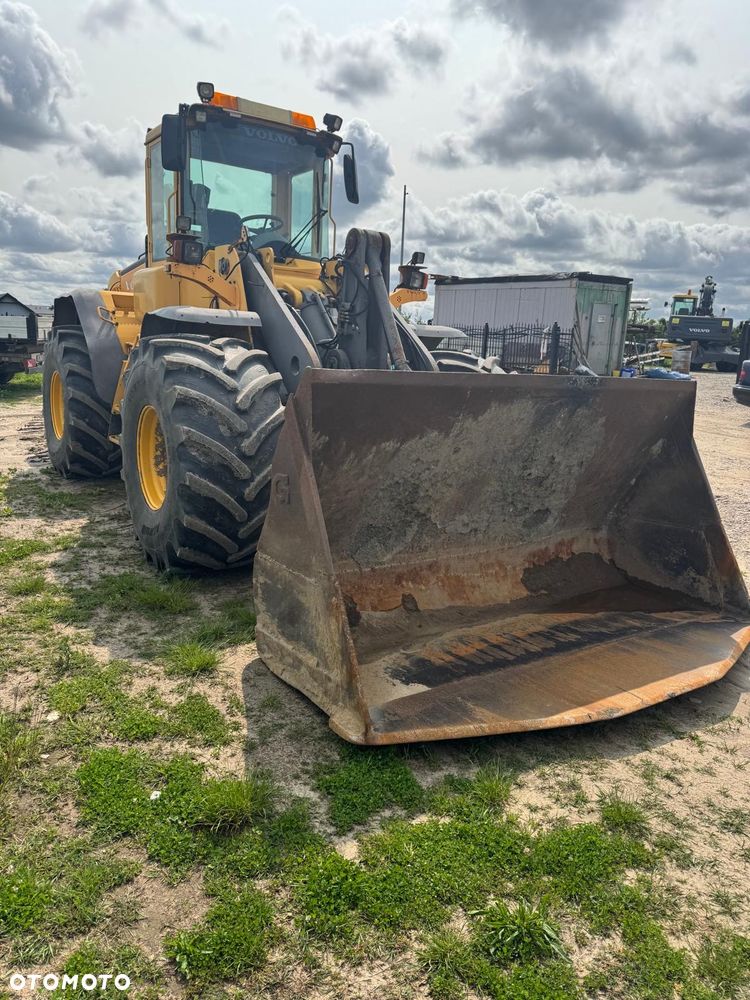 Volvo L120E - 12