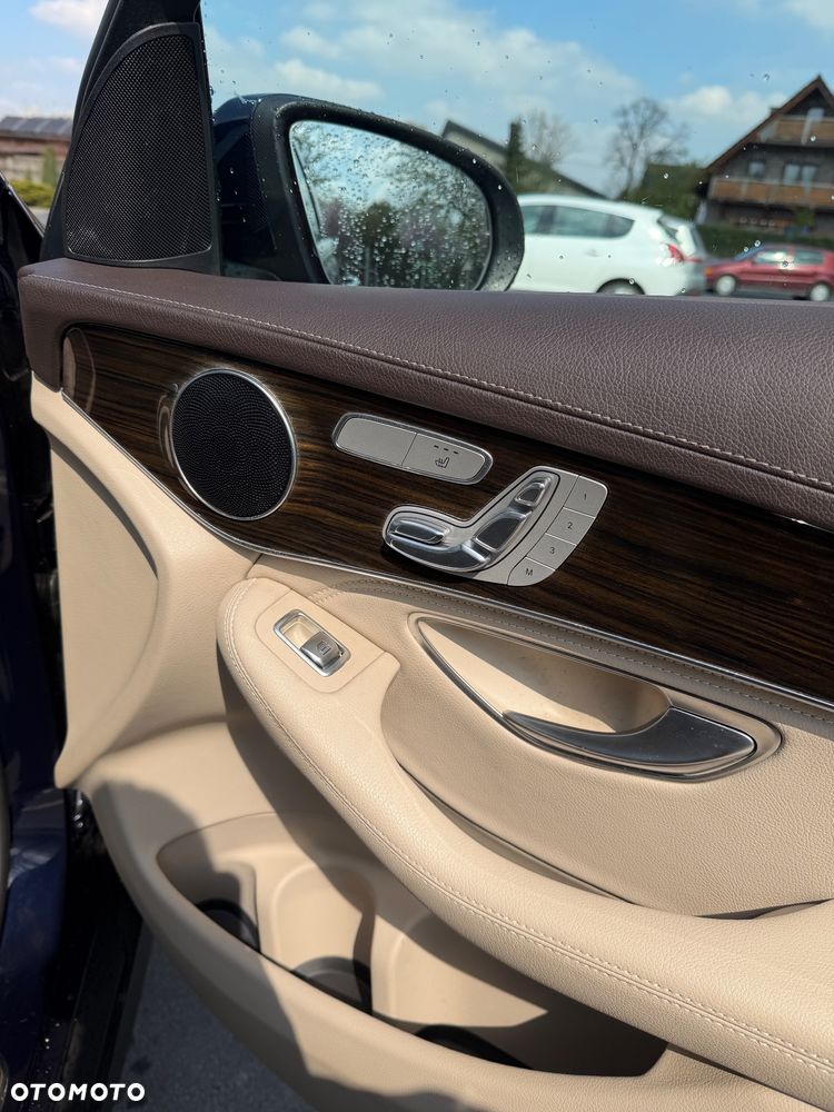 Mercedes-Benz GLC 250 4Matic 9G-TRONIC - 9