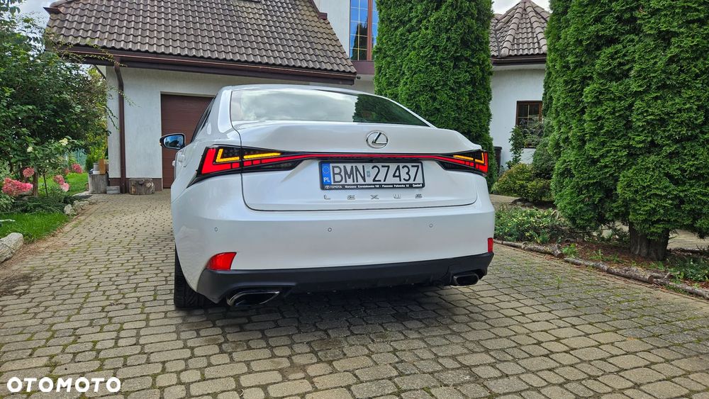 Lexus IS 200t Elegance - 20
