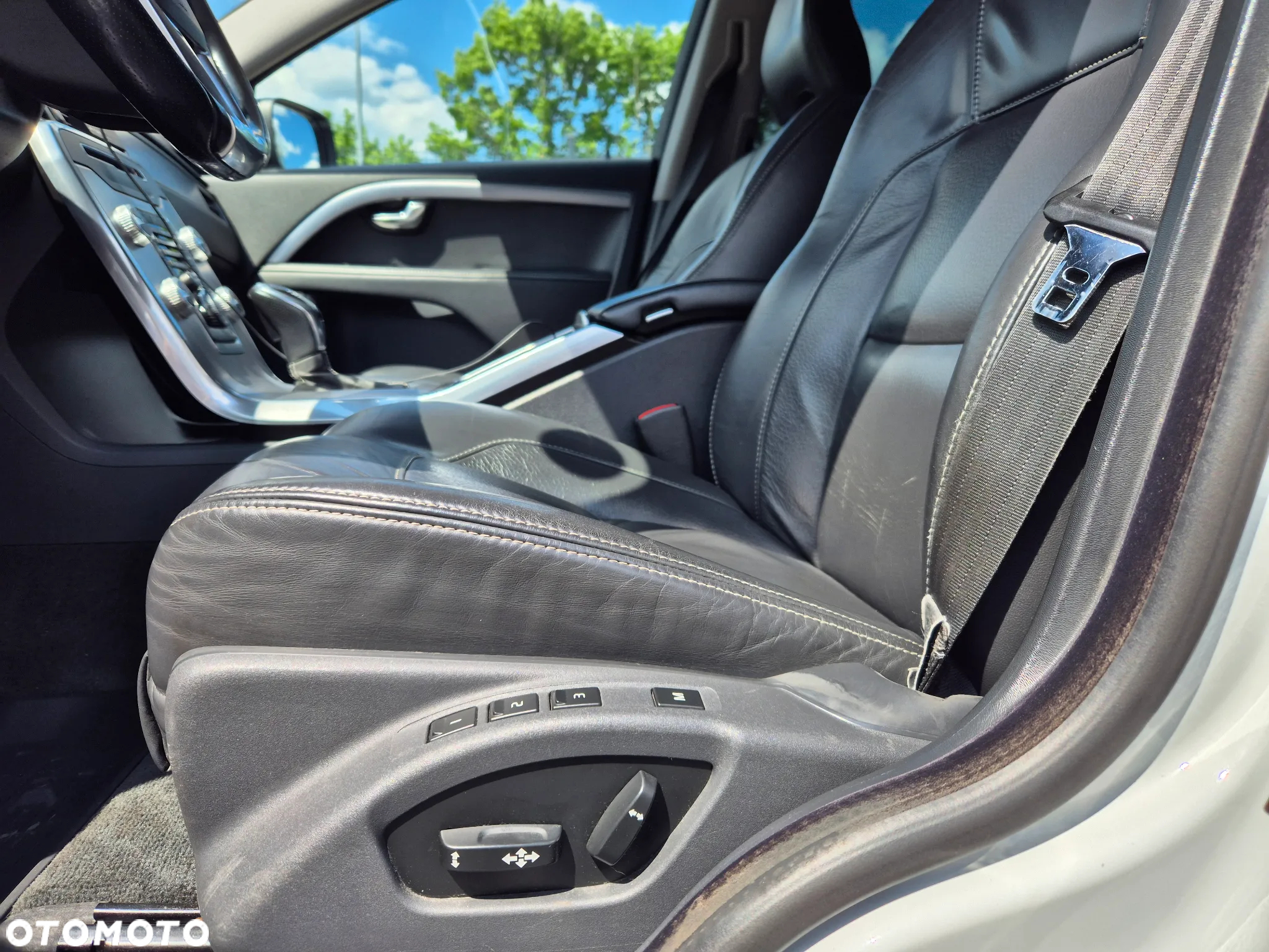 Volvo XC 70 D5 AWD Dynamic Summum - 11