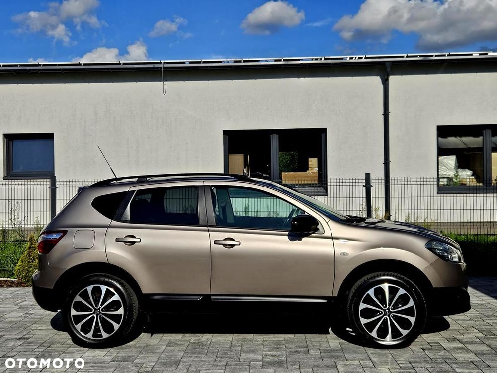 Nissan Qashqai 2.0 CVT 360 - 11