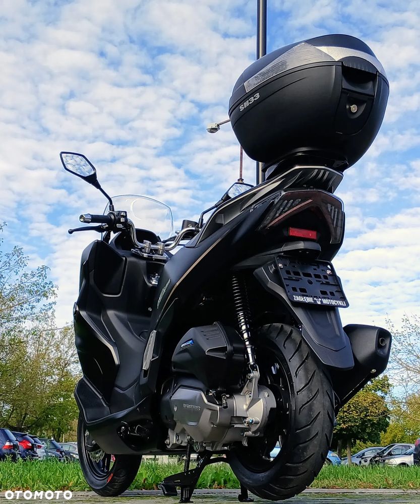 QJMOTOR MTX 125 - 7