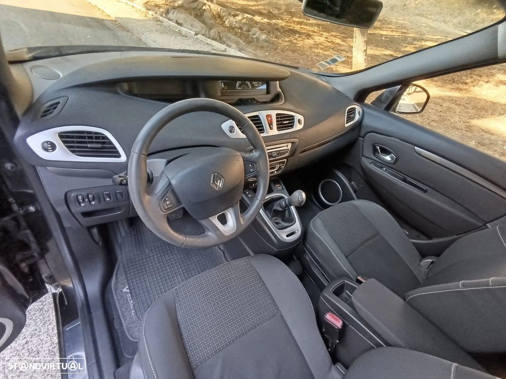 Renault Grand Scénic 1.5 dCi Dynamique S 7L - 14