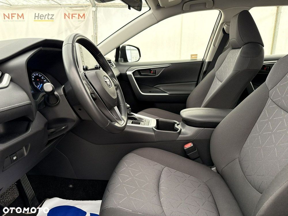 Toyota RAV4 - 12