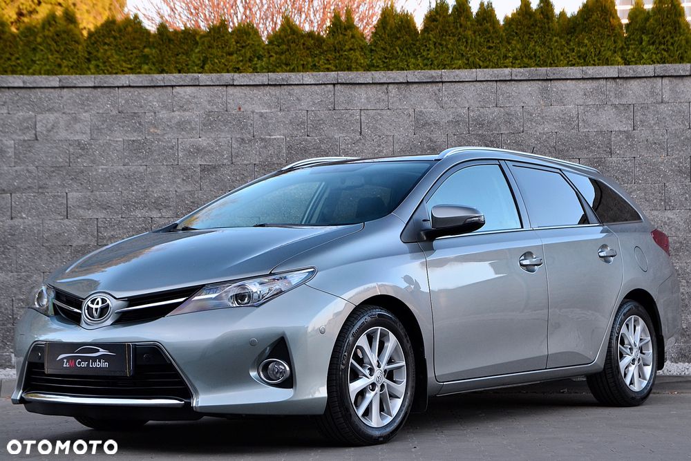 Toyota Auris 1.4 D-4D Premium - 9