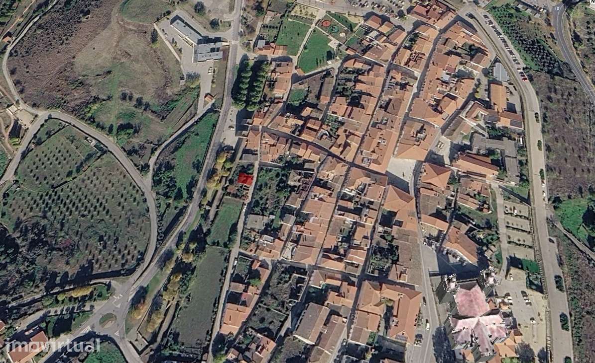 Moradia para Restaurar T2 Venda em Miranda do Douro,Miranda do Douro - Grande imagem: 2/15