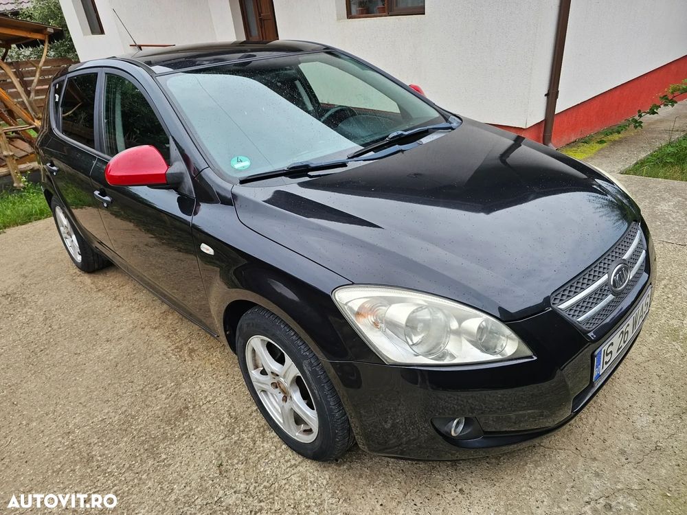 Kia Ceed - 1