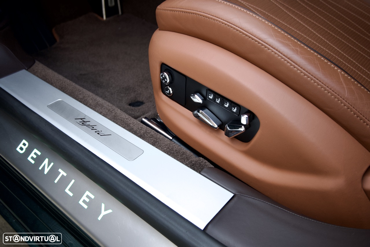 Bentley Flying Spur Hybrid - 16
