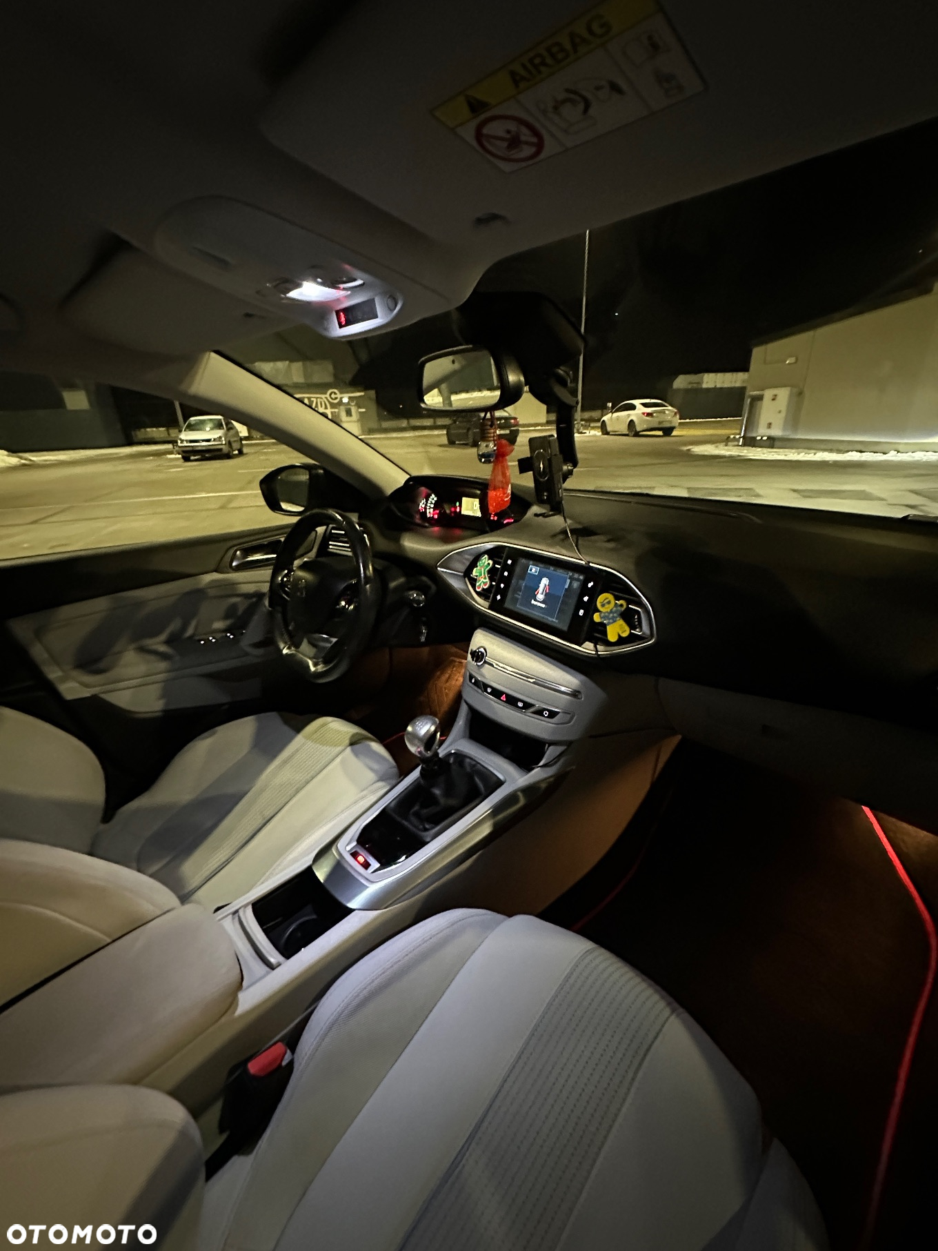 Peugeot 308 2.0 BlueHDi Allure S&S - 12