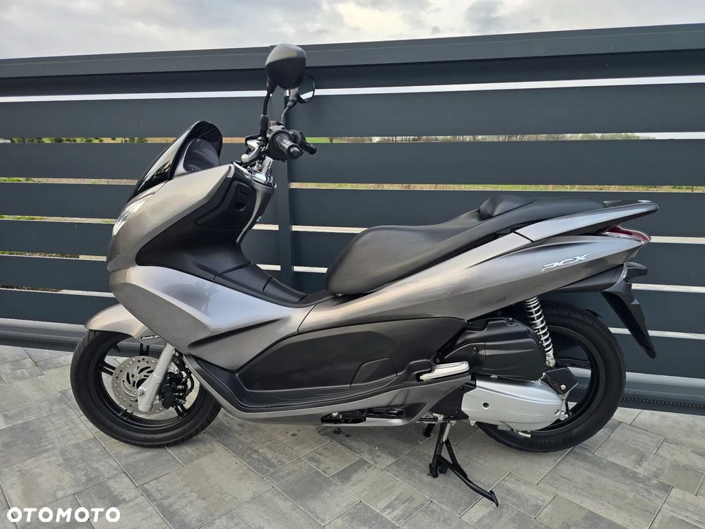 Honda PCX - 4