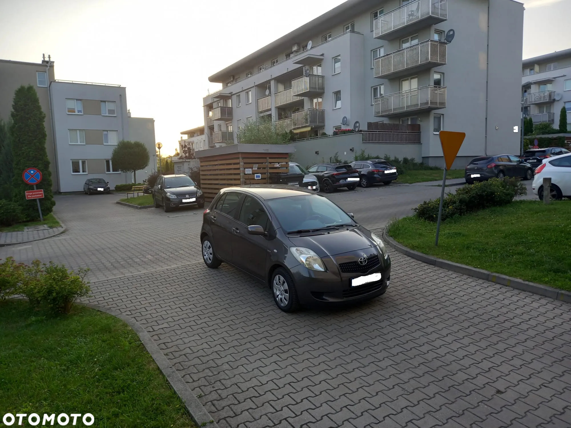 Toyota Yaris 1.4 D-4D - 13