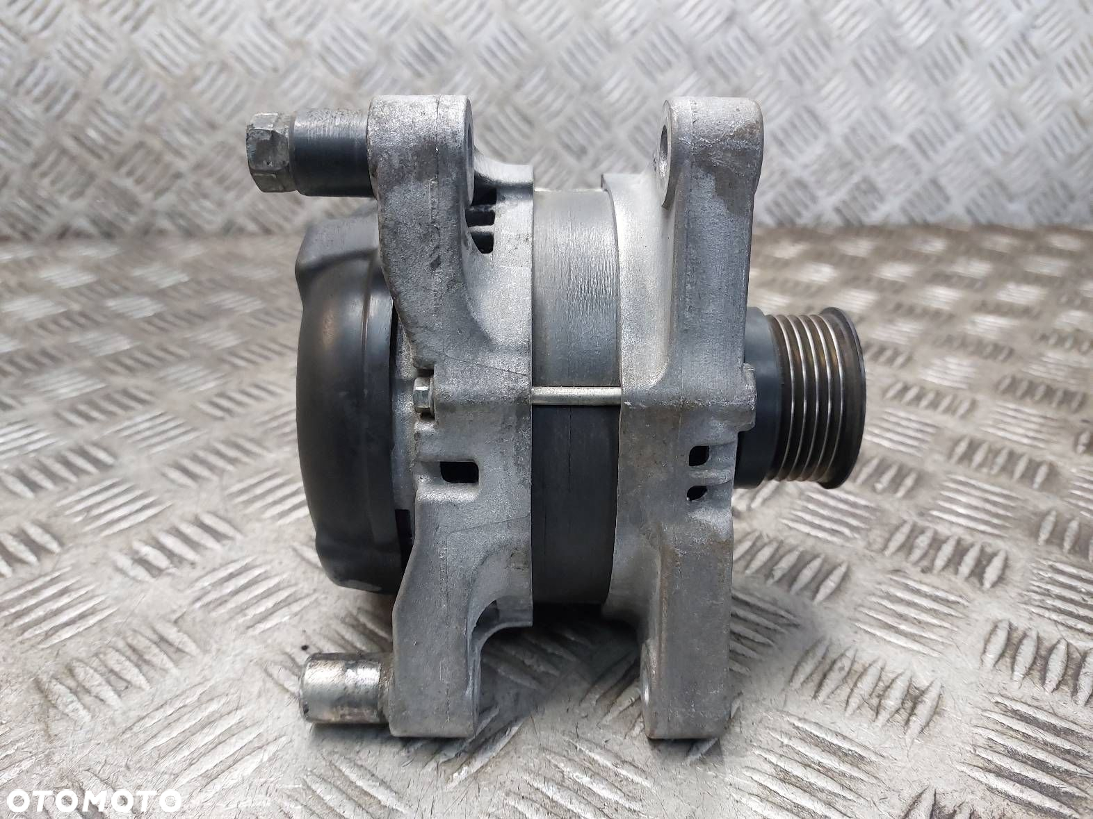 ALTERNATOR VOLVO V50 I S40 II 2.0 D 3M5T-10300-YE - 5