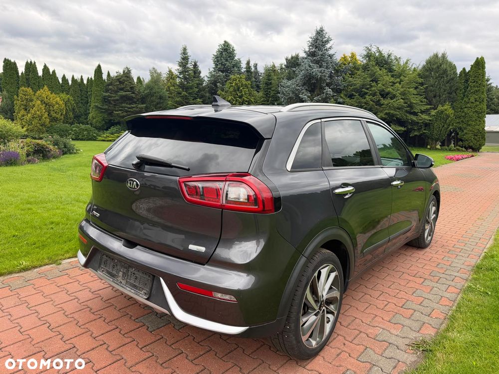 Kia Niro 1.6 GDI Hybrid M - 6