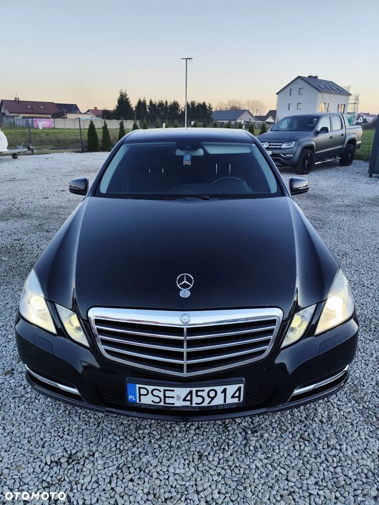 Mercedes-Benz Klasa E - 36