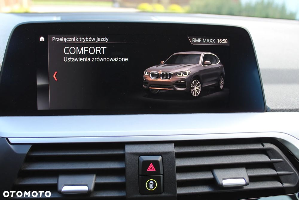 BMW X3 xDrive20d - 36