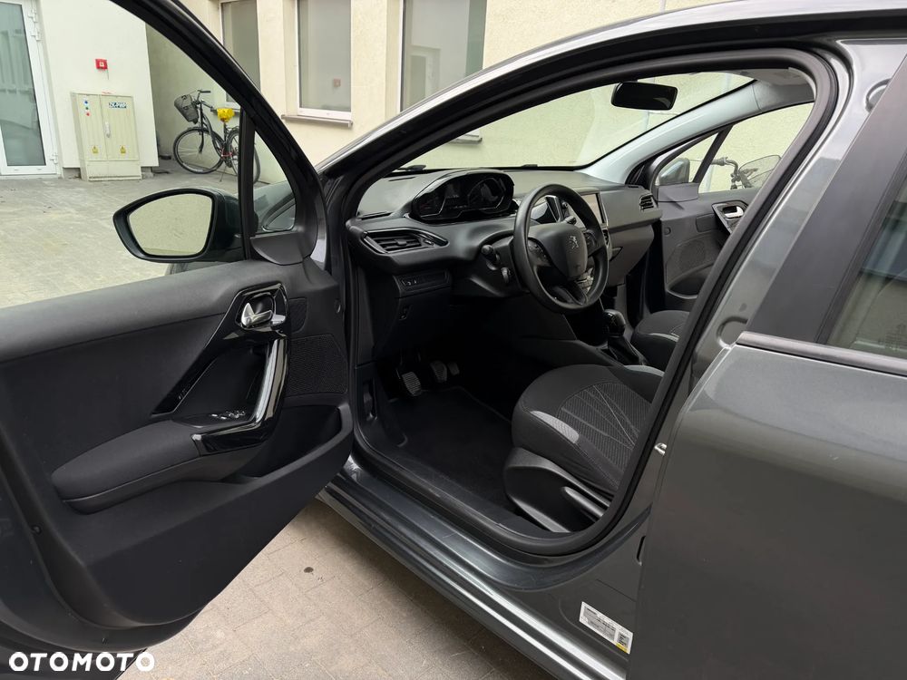 Peugeot 208 PureTech 82 Active - 8