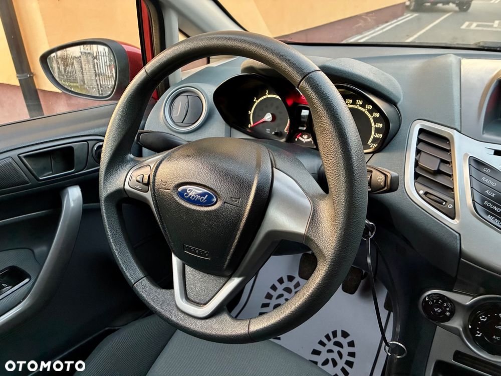 Ford Fiesta 1.25 Titanium - 14