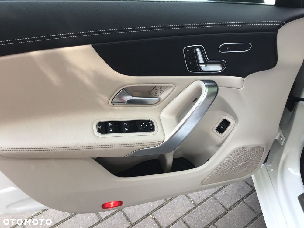 Mercedes-Benz CLA 250 4Matic 8G-DCT Edition AMG Line - 28