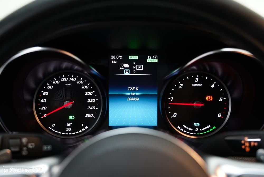 Mercedes-Benz C 300 de AMG Line - 6