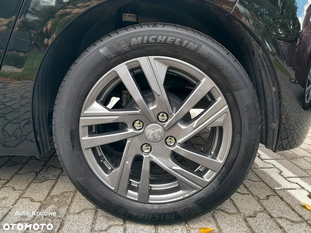 Peugeot 208 1.2 PureTech Active Pack S&S - 31