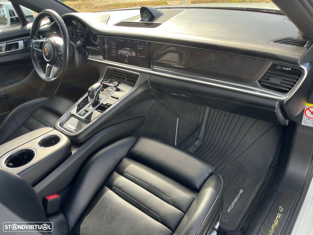 Porsche Panamera Sport Turismo - 44