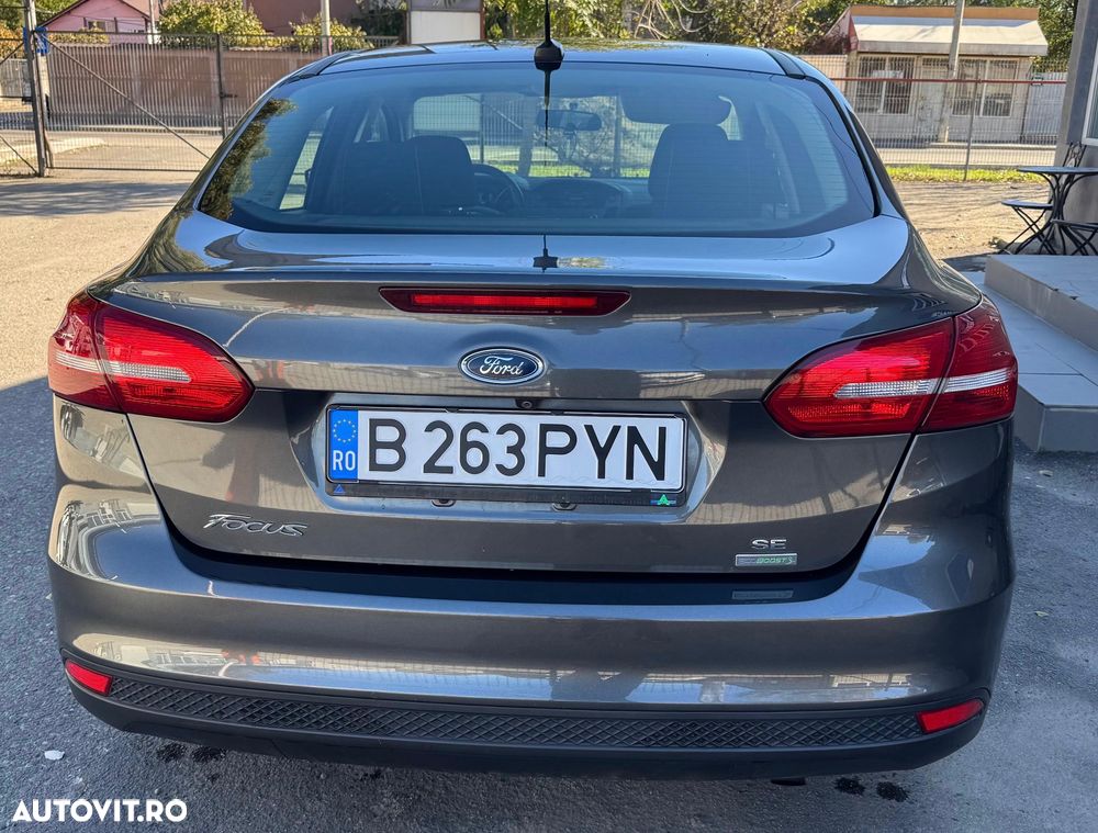 Ford Focus - 16