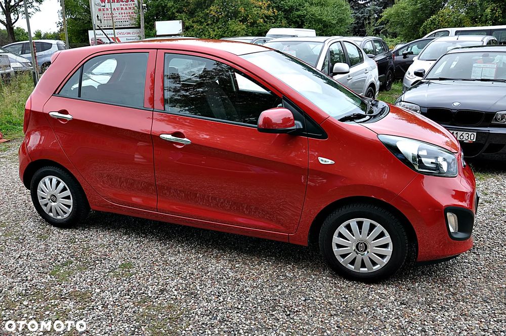 Kia Picanto 1.0 Dream Team Edition - 8