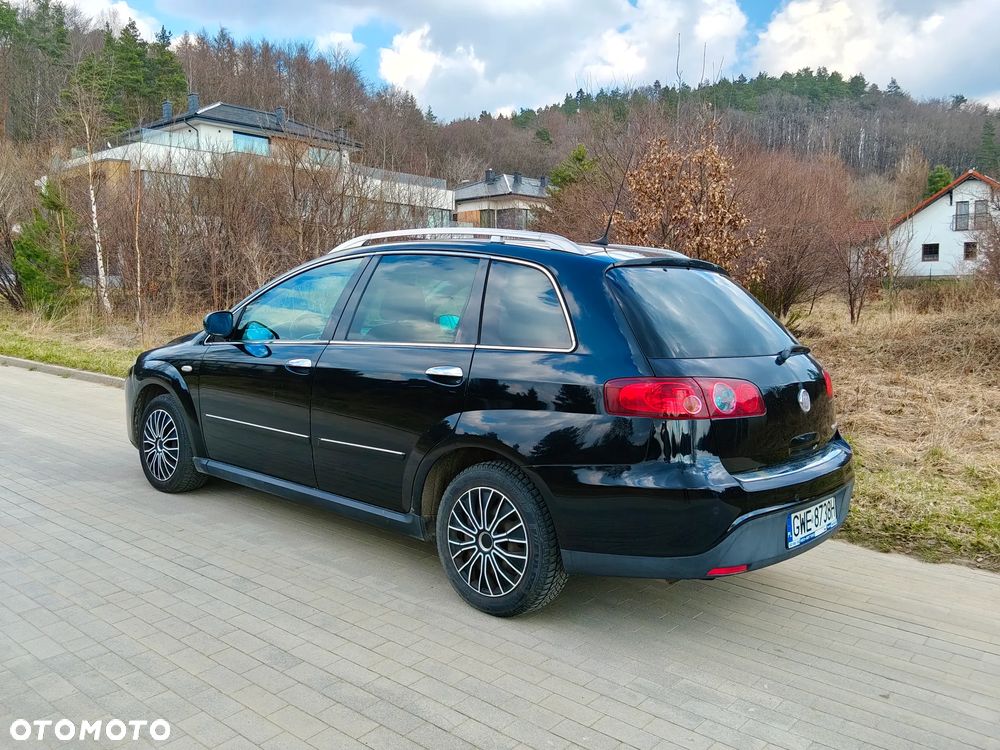 Fiat Croma 1.9 JTD Dynamic - 2