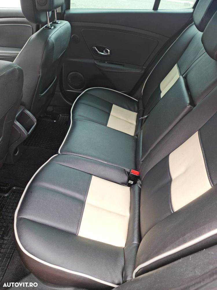 Renault Megane dCi 110 FAP EDC Bose Edition - 17